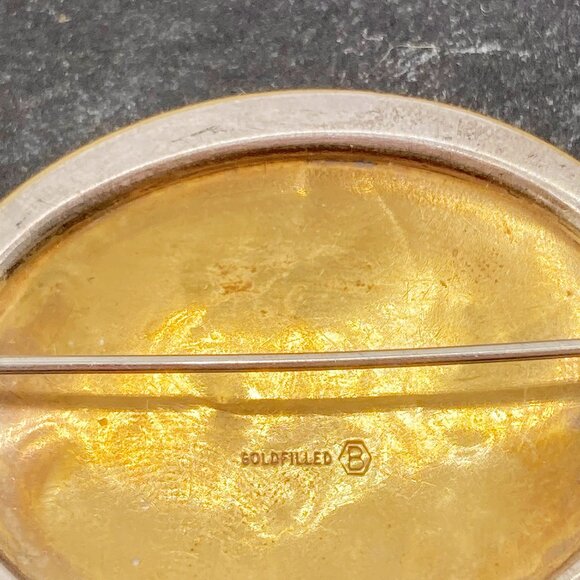 BURKHARDT Vintage etched gold-filled oval brooch with flower and leaf design pin - Picture 6 of 8